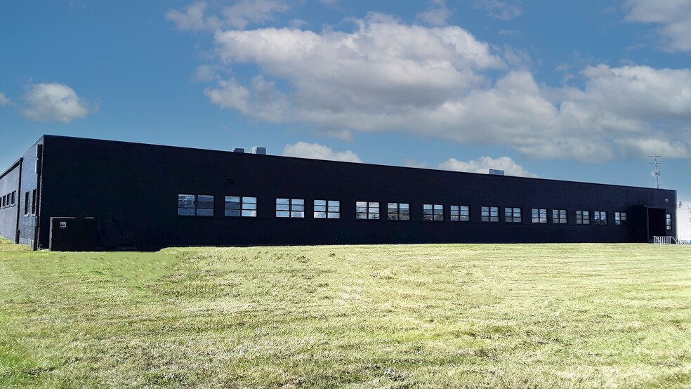 More Photos Of 195 Phillipi Rd, Columbus Warehouse For Sale