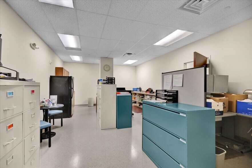 More Photos Of 1350 Broadcasting Rd, Wyomissing Office For Sale