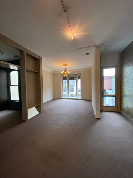 More Photos Of 1933 Union St, San Francisco Office For Sale