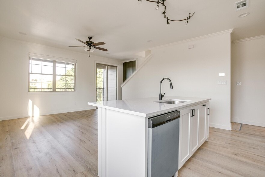 More Photos Of 3108 Frazier Ave, Fort Worth Multifamily For Sale