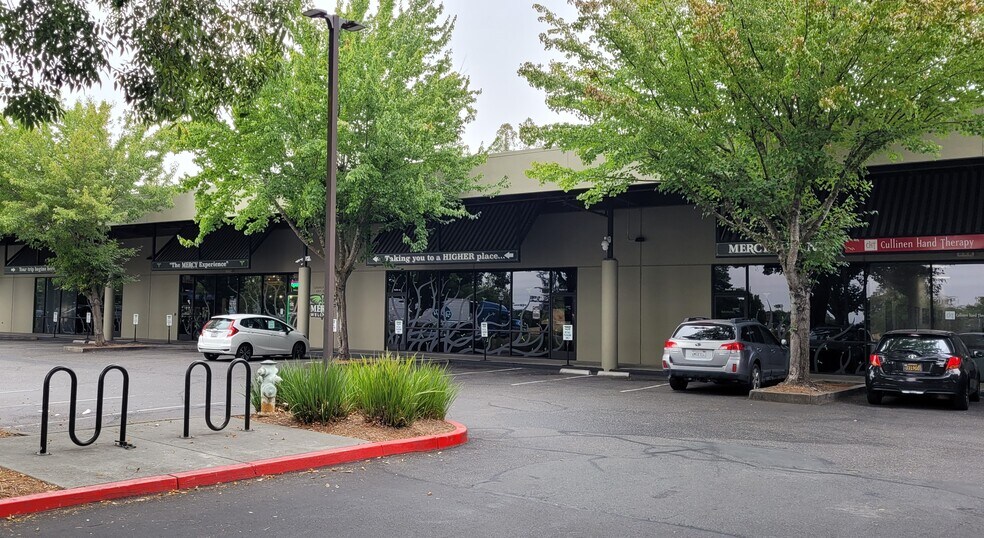 More Photos Of 7950 Redwood Dr, Cotati Storefront Retail Office For Lease