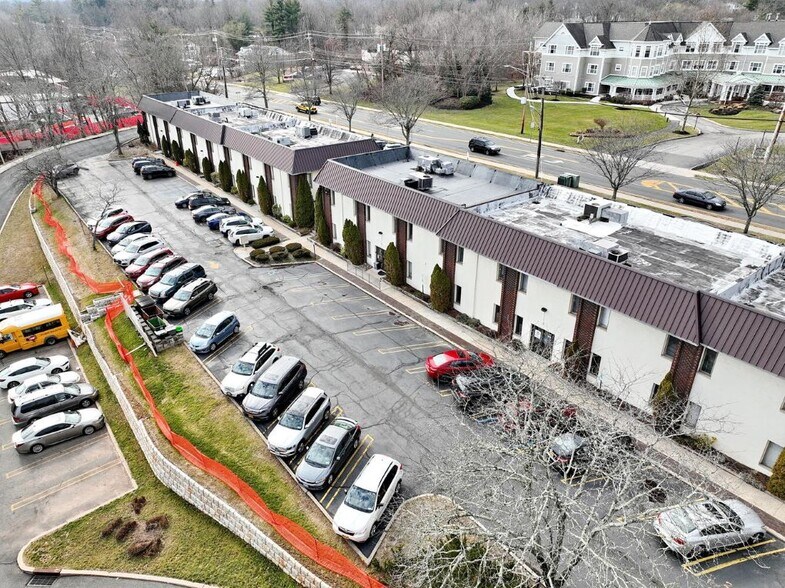 More Photos Of 236-246 N Main St, New City Medical For Lease