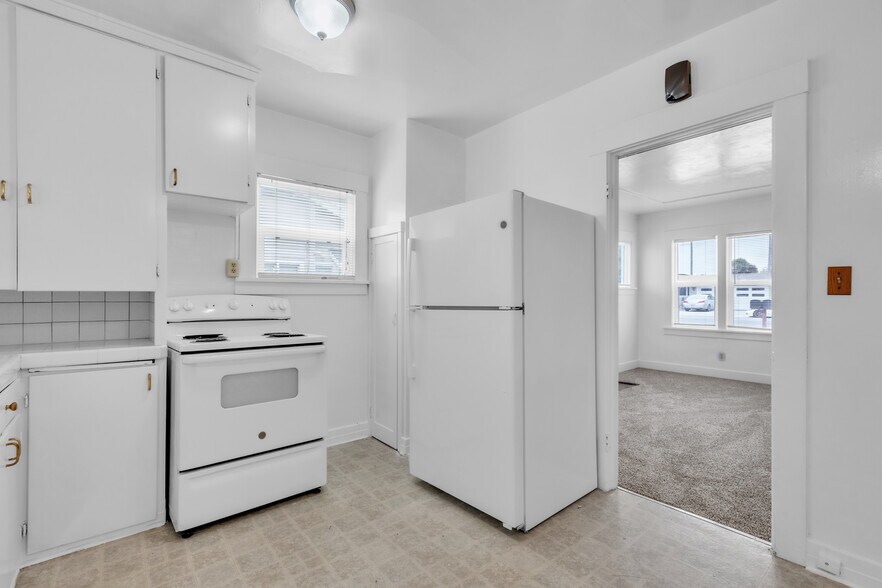 More Photos Of 612 Central Ave, Salinas Multifamily For Sale