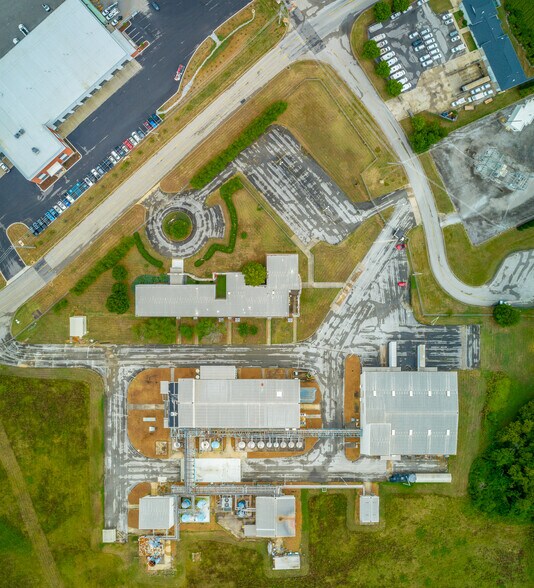 More Photos Of 2800 Riverport Rd, Chattanooga Light Manufacturing For Lease