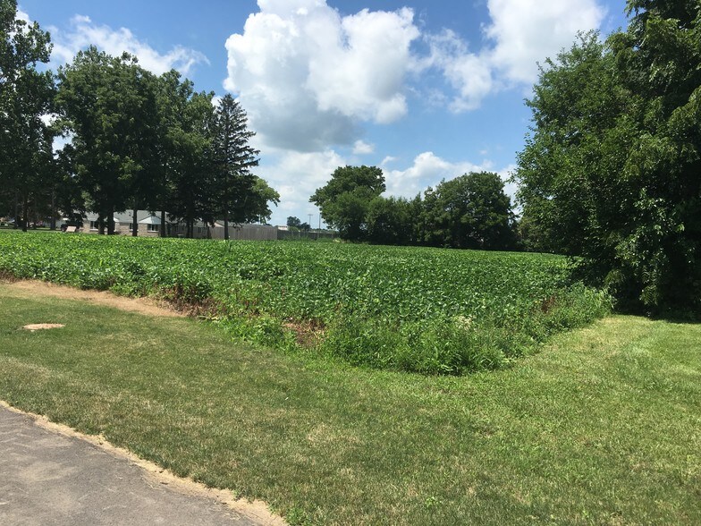 More Photos Of 901 N Bridge St, Yorkville Land For Sale