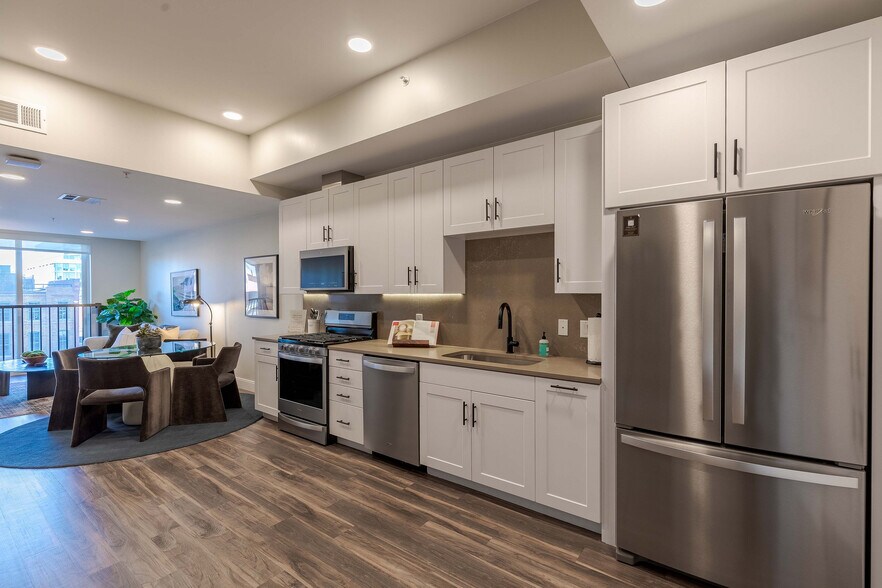 More Photos Of 1840 Market St, Denver Apartments For Lease