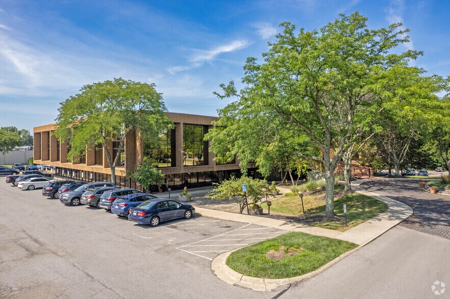 More Photos Of 6797 N High St, Worthington Office For Lease