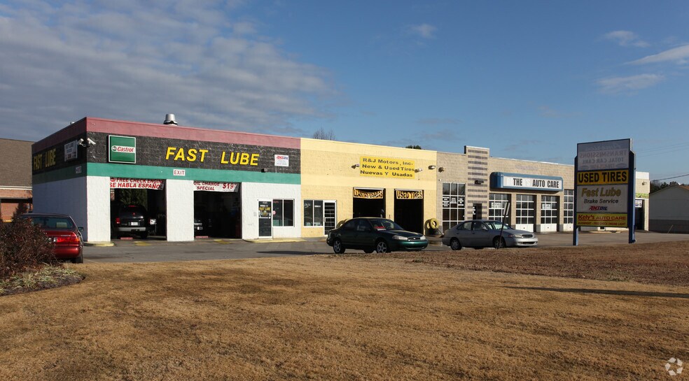 Primary Photo Of 4545 Lawrenceville Hwy NW, Lilburn Auto Repair For Sale