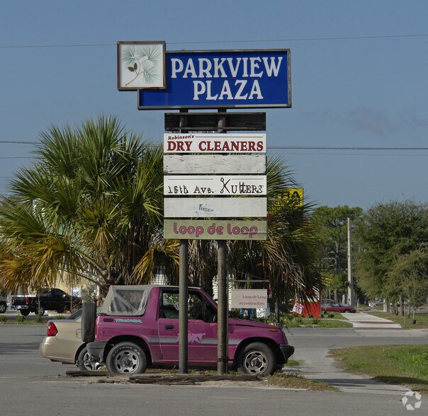 More Photos Of 215 NE 16th Ave, Gainesville General Retail For Sale