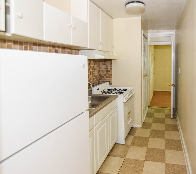 More Photos Of 2823 4th St NE, Washington Multifamily For Sale