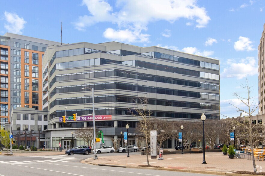 More Photos Of 1010 N Glebe Rd, Arlington Office For Lease