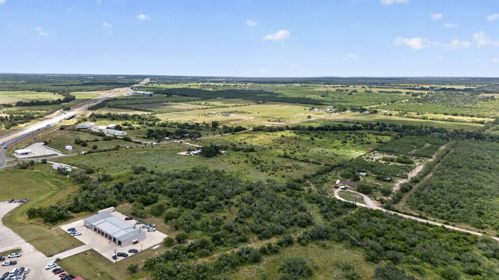 More Photos Of 180 County Road 777, Devine Land For Sale