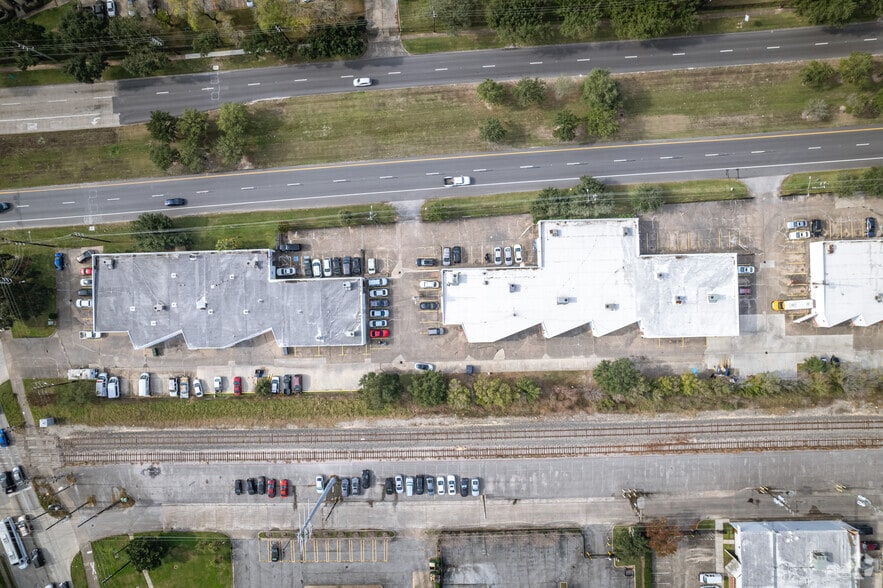 More Photos Of 8403 Almeda. Rd, Houston Unknown For Lease