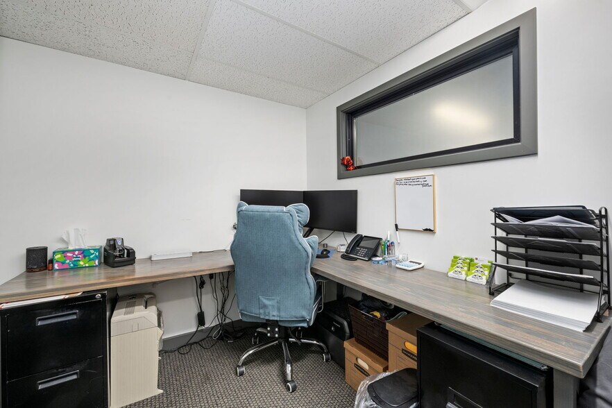 More Photos Of 504 W Eisenhower Blvd, Loveland Office For Sale