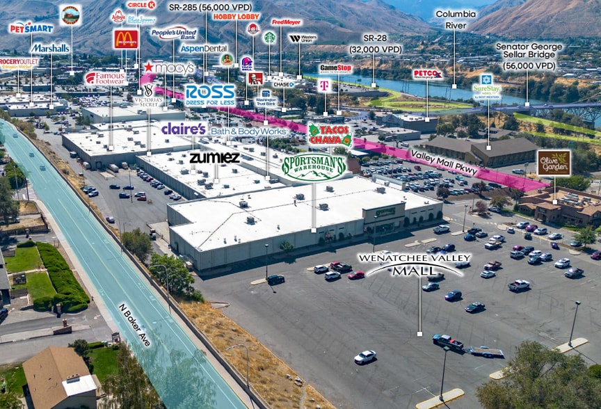 More Photos Of 611 Valley Mall Pky, East Wenatchee General Retail For Sale