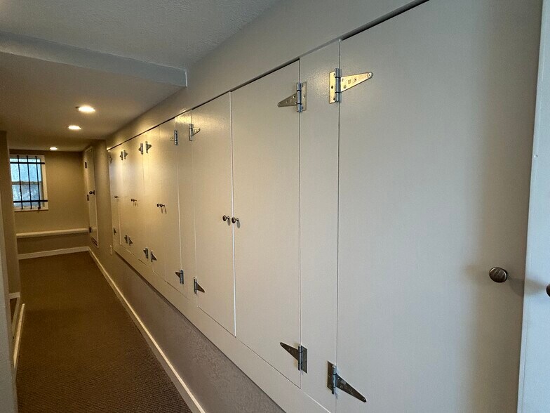 More Photos Of 3820 Broadway, Oakland Office Residential For Lease