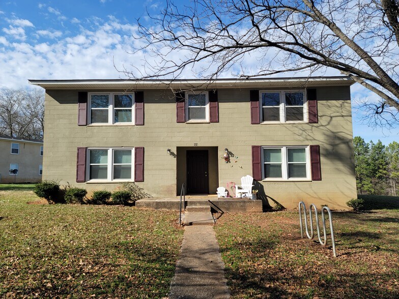 More Photos Of 201 Chandler Dr, Gaffney Apartments For Sale