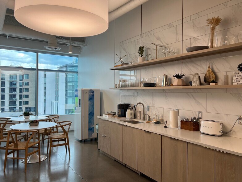 More Photos Of 250 Fillmore St, Denver Office For Lease