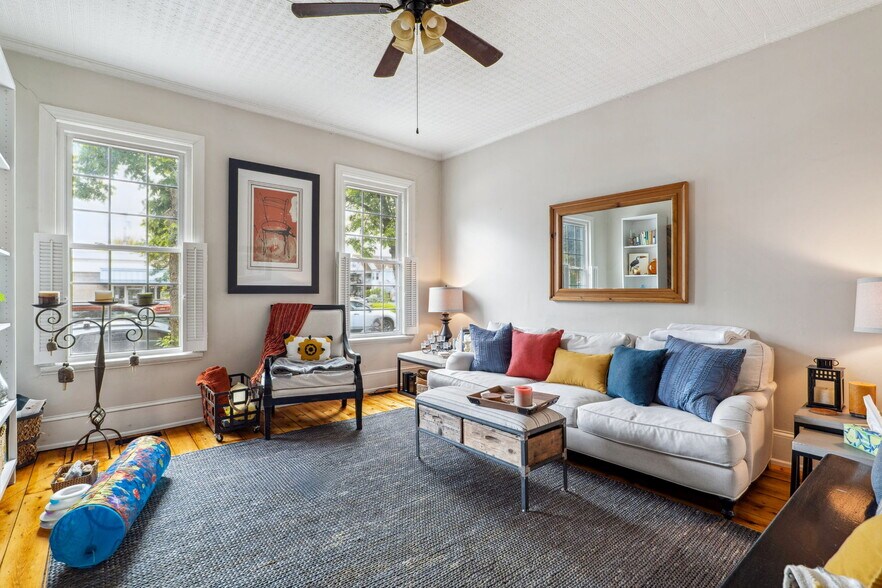 More Photos Of 462-470 2nd Ave, Troy Storefront Retail Residential For Sale