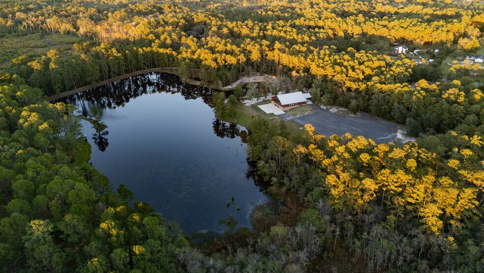 More Photos Of 3817 Central St, Waycross Specialty For Sale