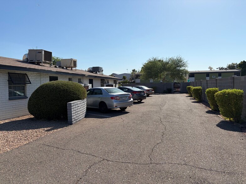 More Photos Of 601-611 S Hardy Dr, Tempe Apartments For Sale