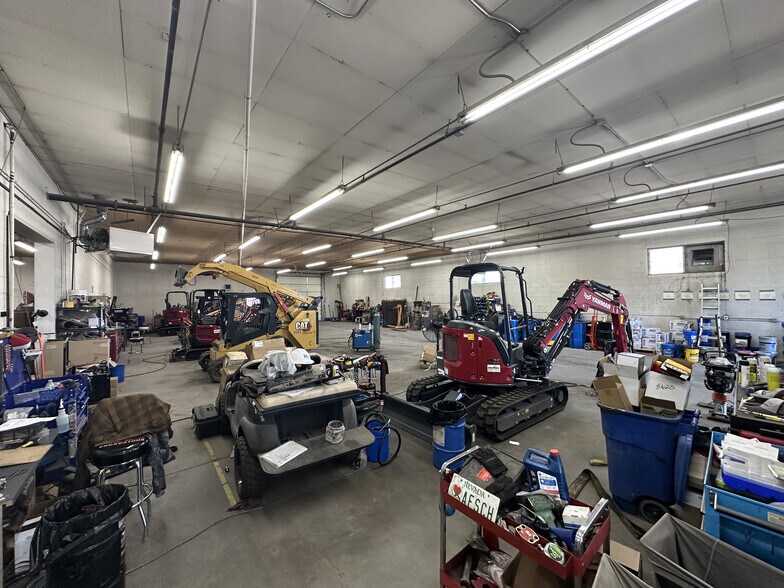 More Photos Of 955 Greg St, Sparks Showroom For Sale