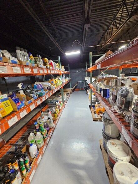 More Photos Of 456 Union Blvd, Allentown Light Manufacturing For Lease