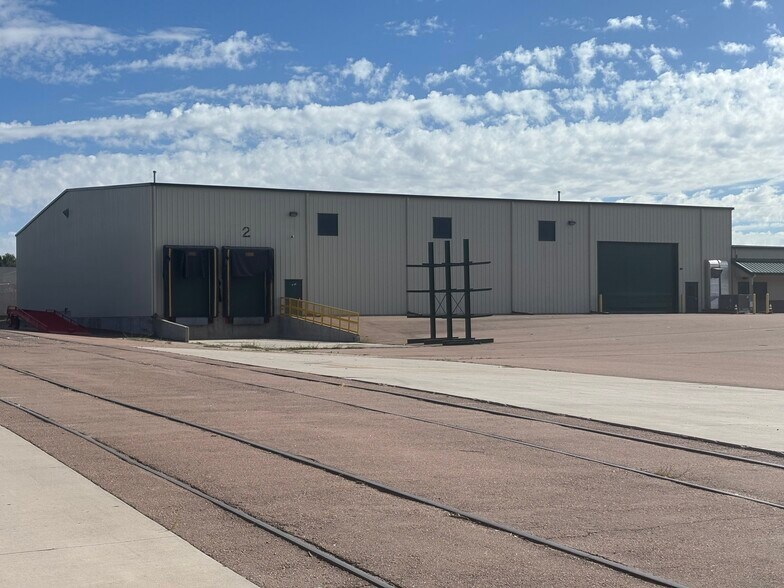 More Photos Of 3370 Drennan Industrial Loop S, Colorado Springs Flex For Lease