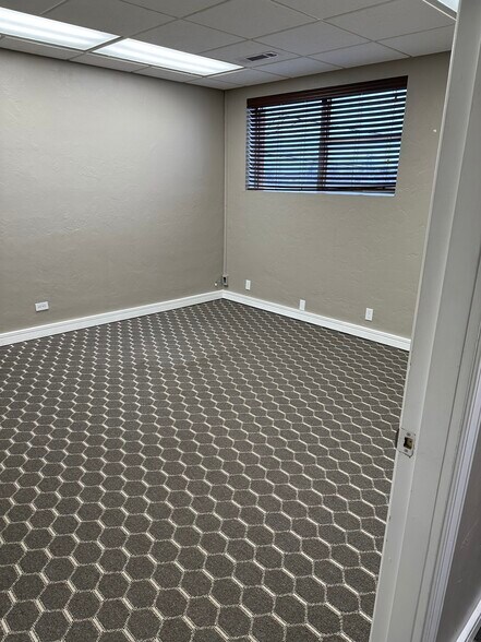 More Photos Of 4540 NW 10th St, Oklahoma City Office For Lease