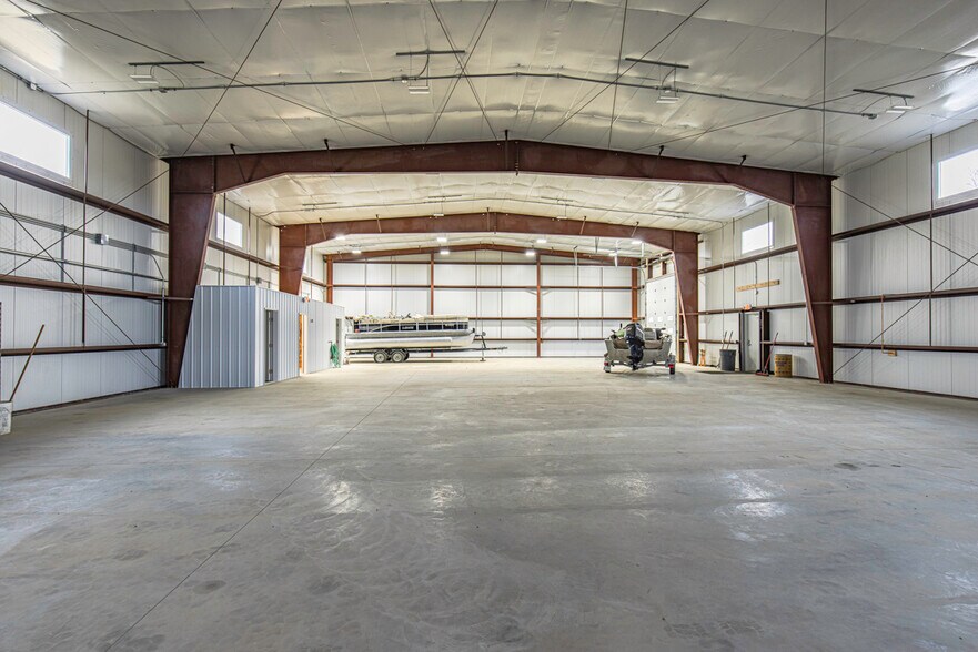 More Photos Of 18 Wing Dr, Argyle Twp Industrial For Lease