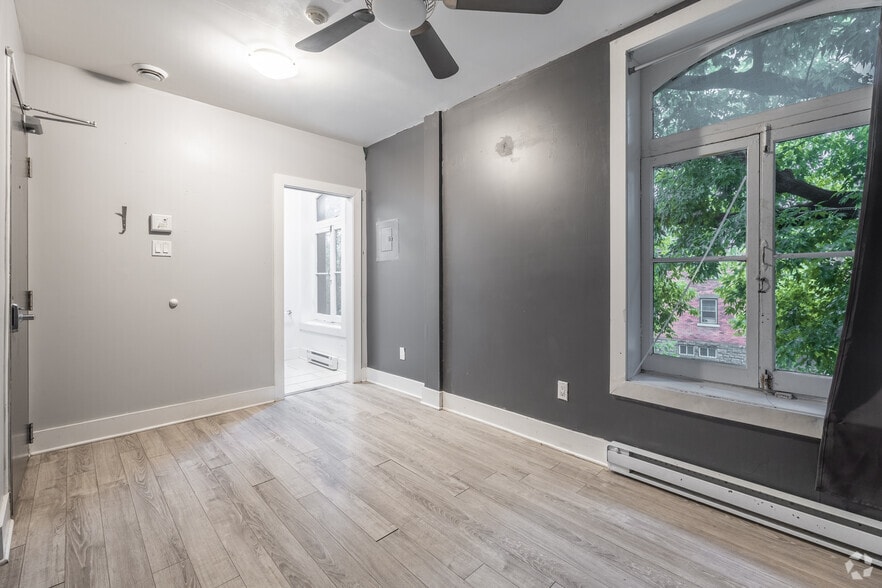 More Photos Of 245 Laurier Av E, Ottawa Apartments For Sale