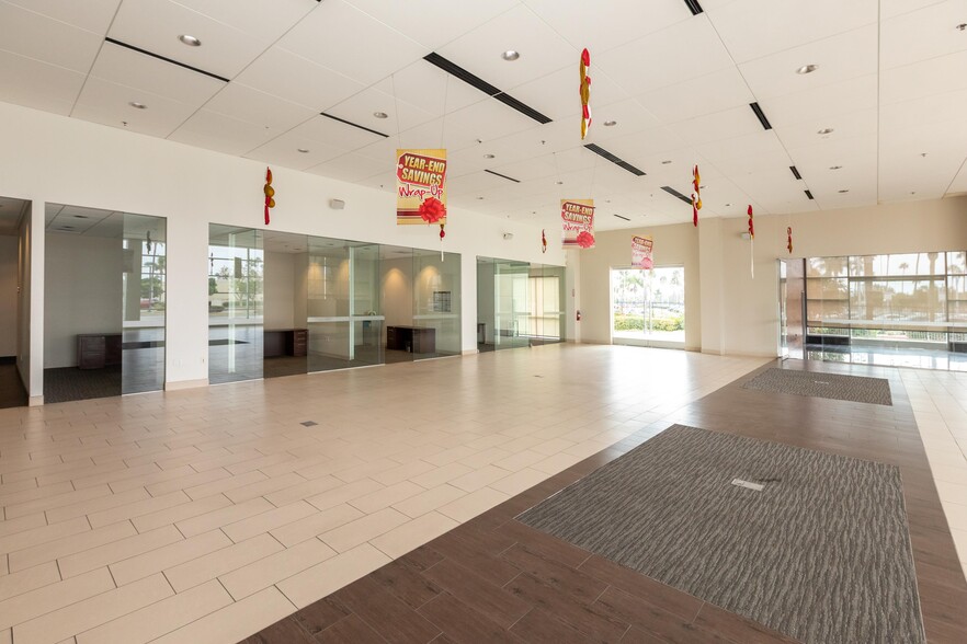 More Photos Of 1701 Auto Center Dr, Oxnard Auto Dealership For Sale