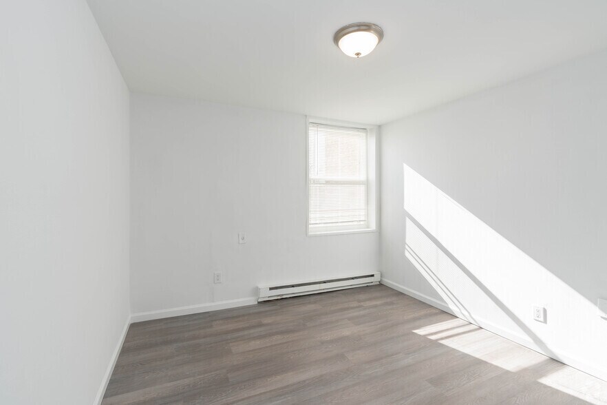 More Photos Of 6004-6028 Amberwood Rd, Baltimore Apartments For Sale
