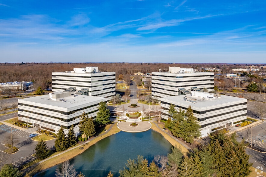 More Photos Of 6000 Midlantic Dr, Mount Laurel Unknown For Lease