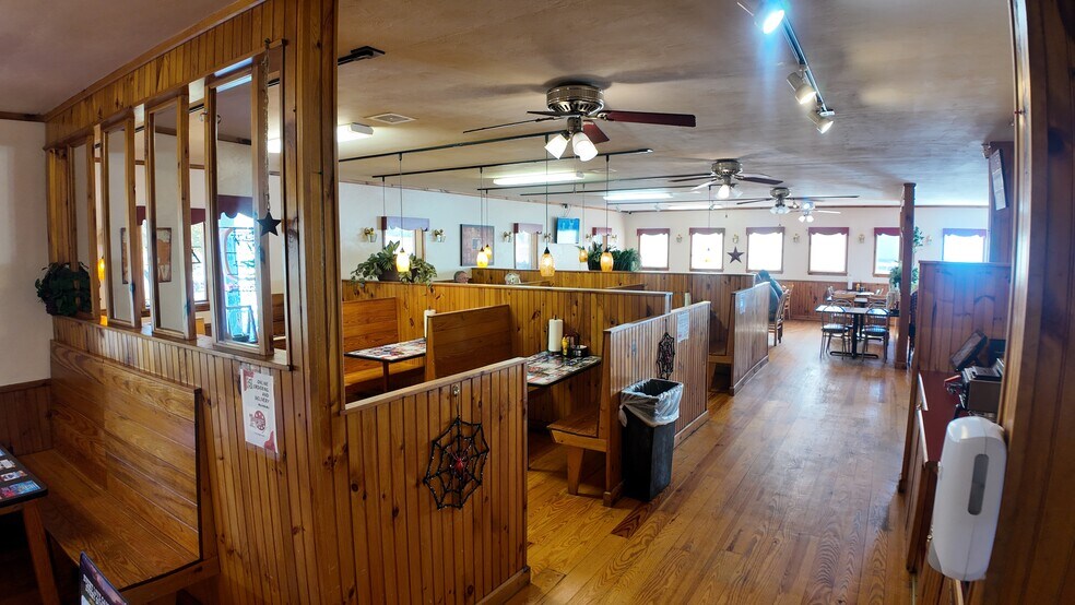 More Photos Of 6335 W Andrew Johnson Hwy, Greeneville Restaurant For Sale