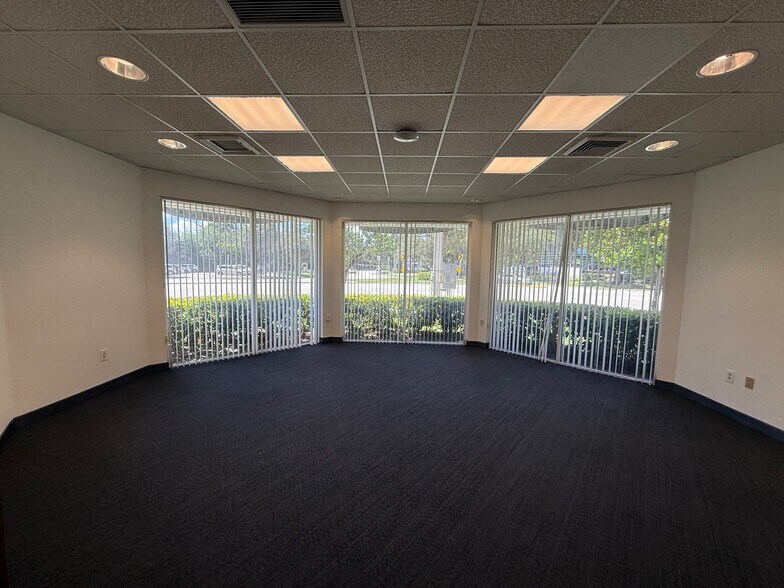 More Photos Of 3801 Hollywood Blvd, Hollywood Medical For Lease