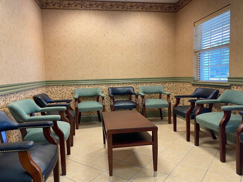 More Photos Of 8489-8491 SE 165th Mulberry Ln, The Villages Medical For Lease
