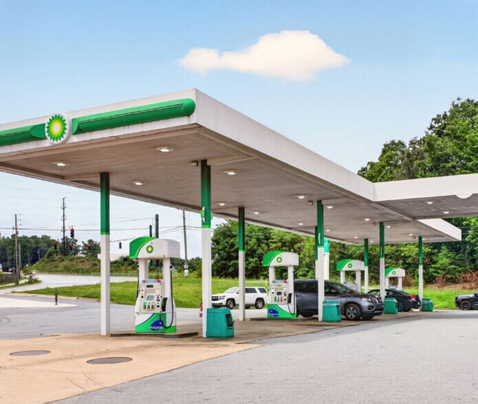 More Photos Of 491 Sardis Rd, Asheville Service Station For Sale