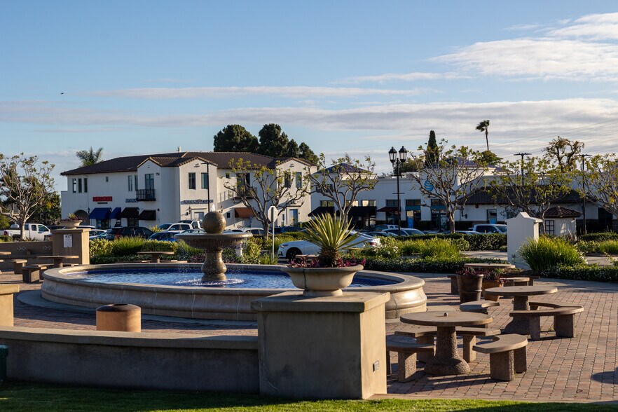 More Photos Of 1746 S Victoria Ave, Ventura Unknown For Lease