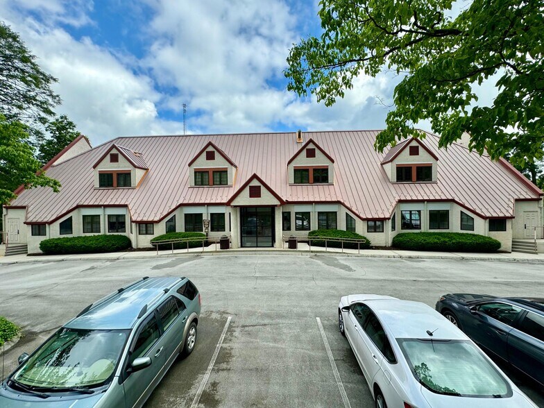 More Photos Of 4700 Old Kingston Pike, Knoxville Office For Lease