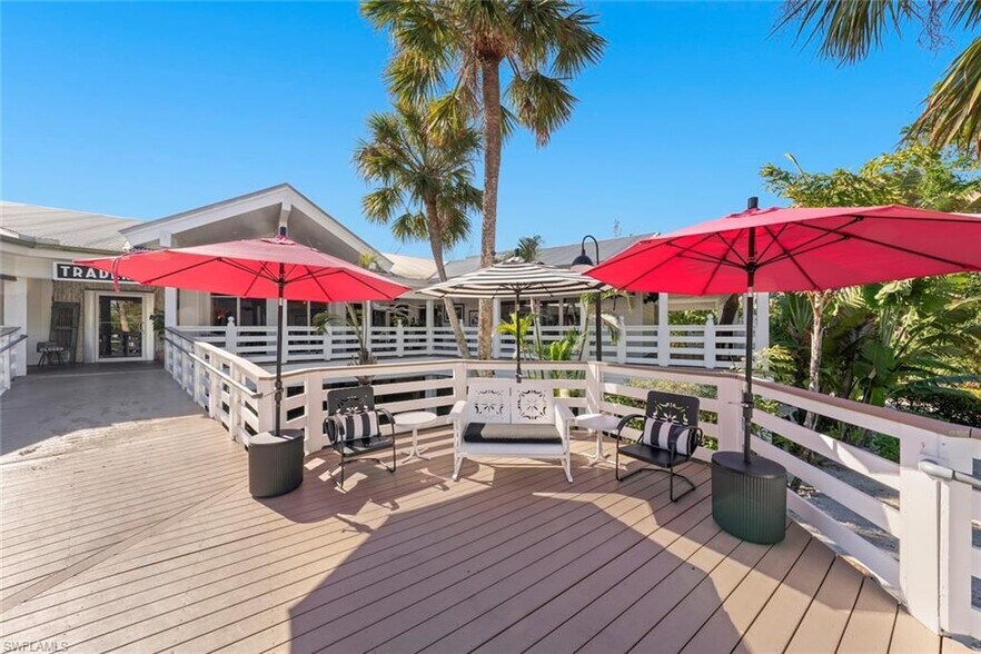 More Photos Of 1551 Periwinkle Way, Sanibel Restaurant For Sale