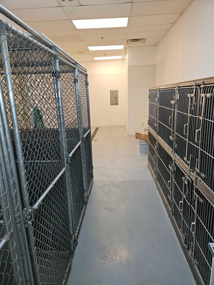 More Photos Of 6017-6025 E McKellips Rd, Mesa Unknown For Lease