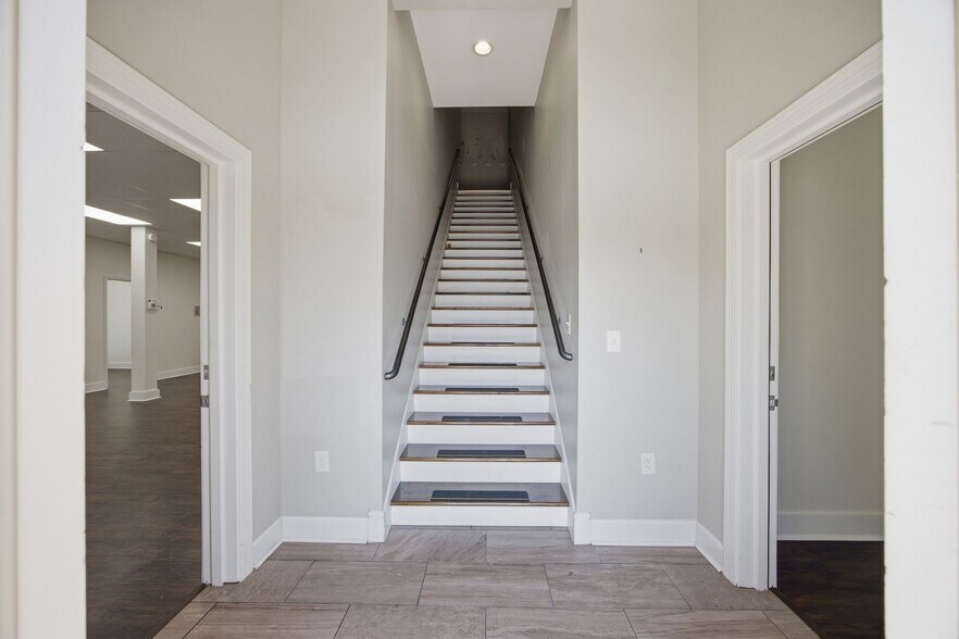 More Photos Of 7385 Applegate Ln, Chattanooga Medical For Sale