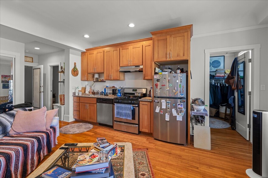 More Photos Of 425 Hyde St, San Francisco Apartments For Sale