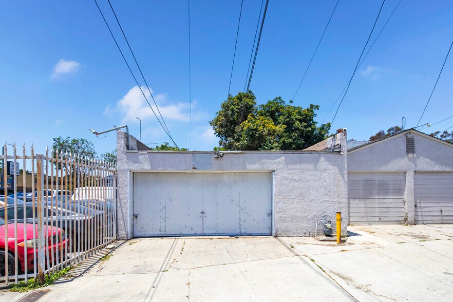 More Photos Of 6432 Long Beach Blvd, Long Beach Storefront Retail Office For Sale