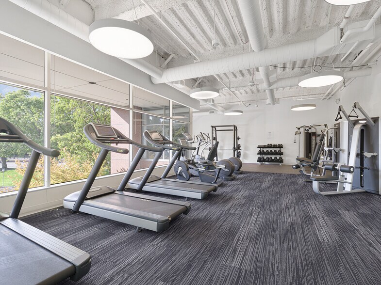 More Photos Of 2150 N 1st St, San Jose Coworking Space