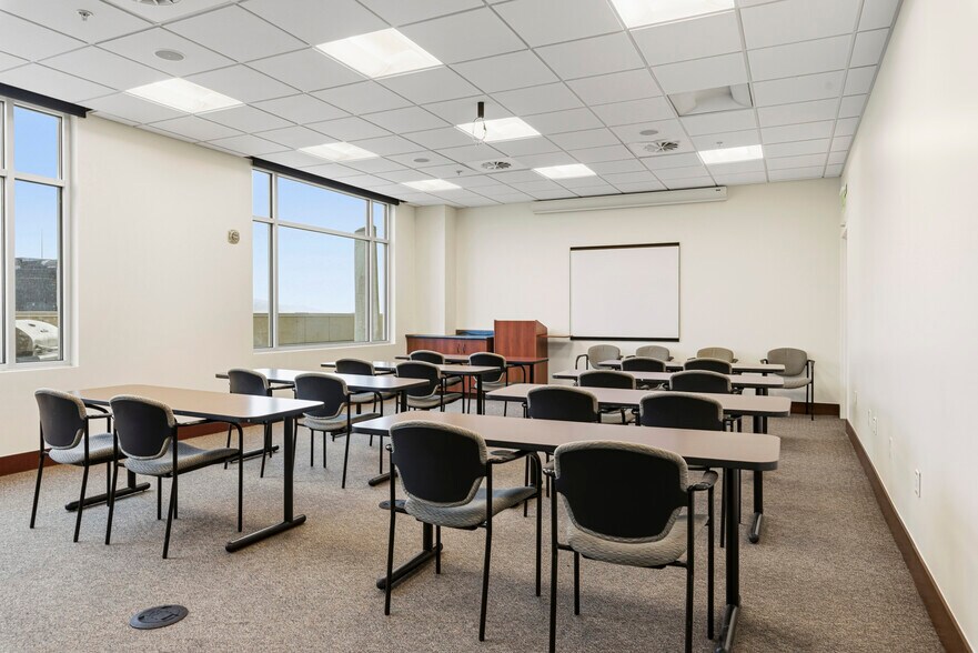 More Photos Of 180 N University Ave, Provo Office For Sale