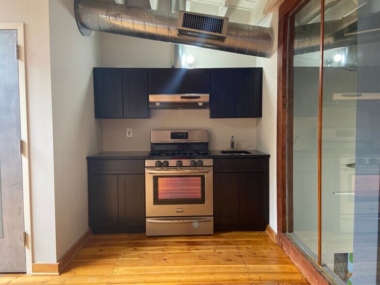 More Photos Of 10 Lackawanna Plz, Montclair Storefront Retail Office For Lease