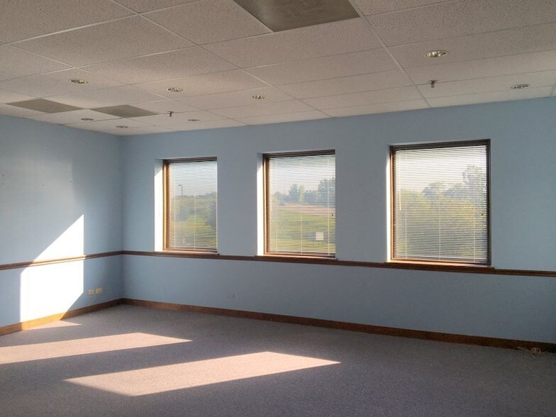 More Photos Of 1000 Randall Rd, Geneva Medical For Sale