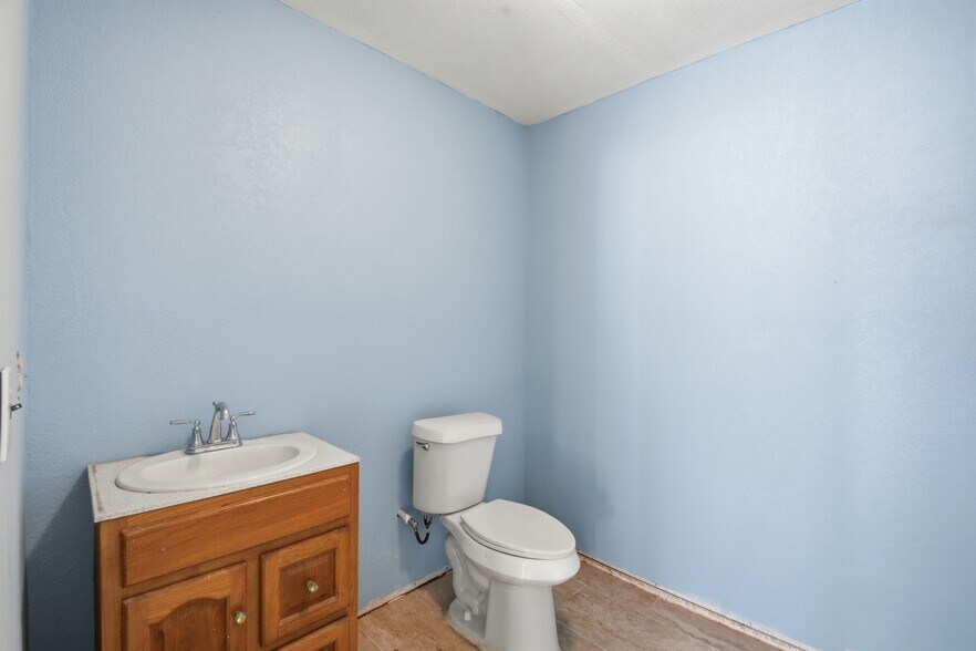 More Photos Of 17505 FM 1485, New Caney Industrial For Sale